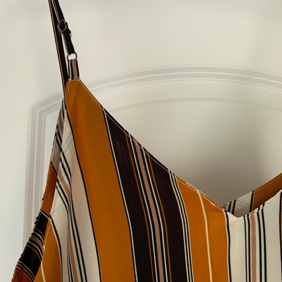 Striped summer top on strips - Picture 4 of 7